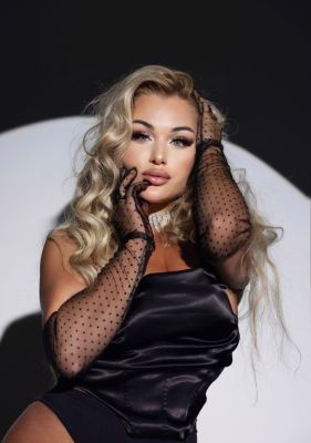 Виктория, 30, Зеленоград, Центр